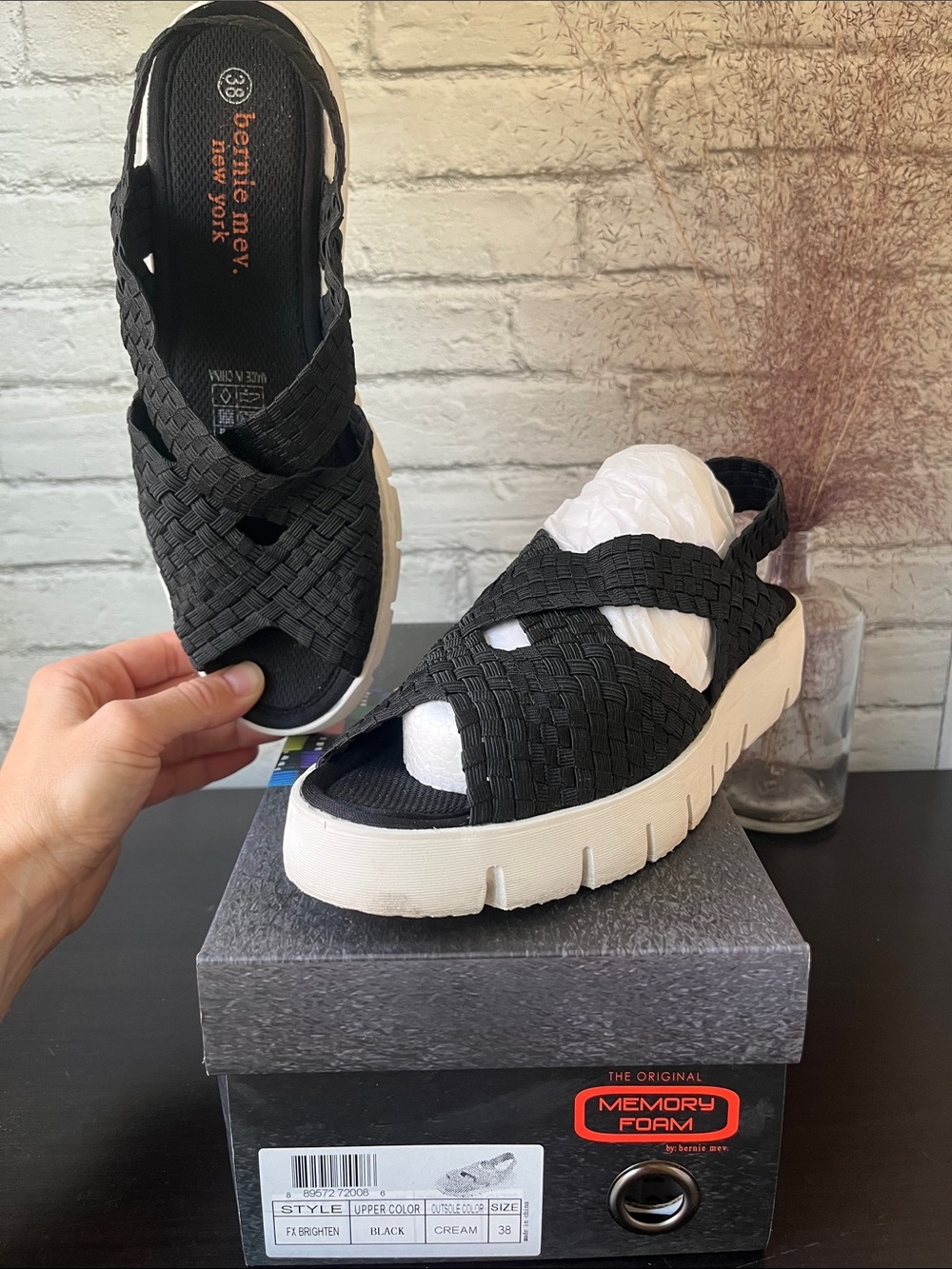 Bernie Mev Fx Brighten Black Woven Platform Sandals White Sole Size eu.38 U.S. 7